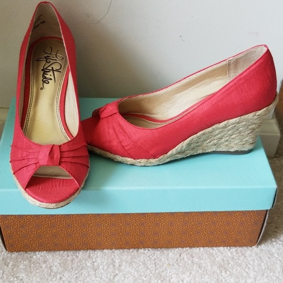 SOLD OUTLife Stride Red Espadrilles peep toe shoes - Picture 2 of 5